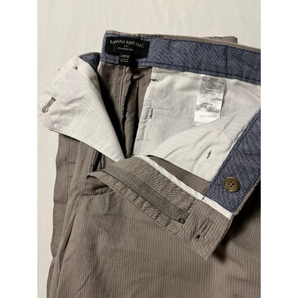 Banana Republic Kentfield Pant Mens 33x32 Light Brown Pinstripe Slacks Chinos - Picture 3 of 5